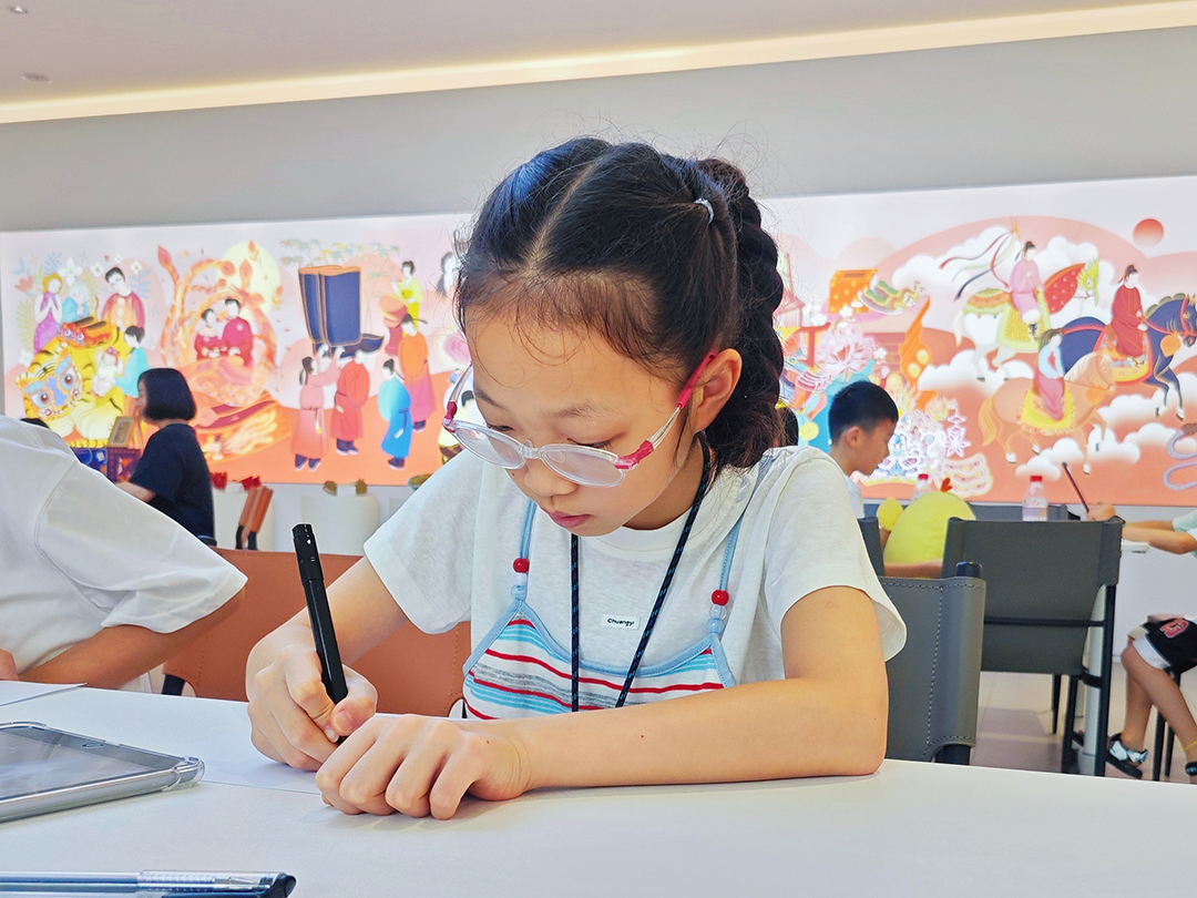 “智造未来”AI探索研学1.jpg